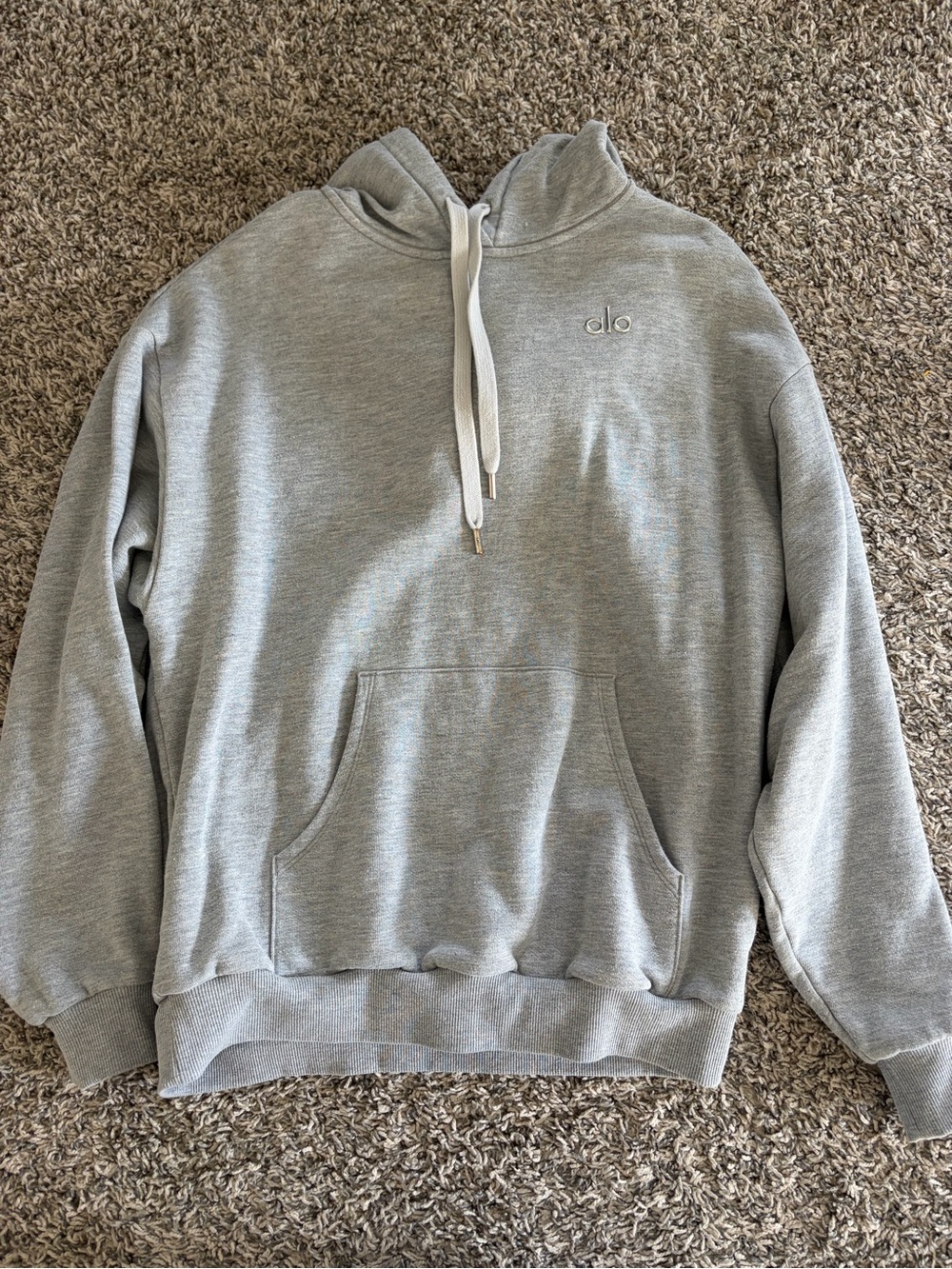 ALO Yoga accolade Light Gray Pullover Hoodie